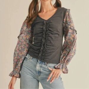 Merci Floral Puff Sleeve Ruched Top - Graphite Grey